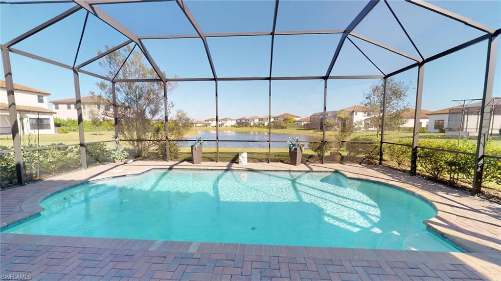 MAPLE RIDGE - Residential