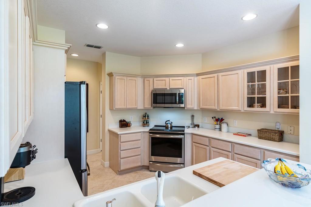 OSPREY POINTE - Residential