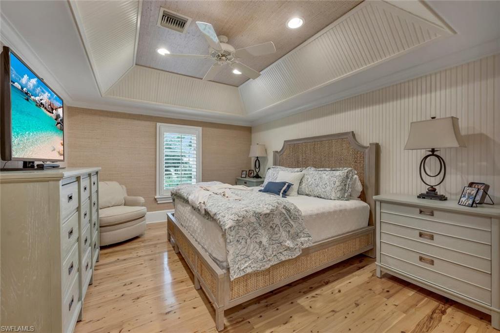 ISLE ROYALE - Residential