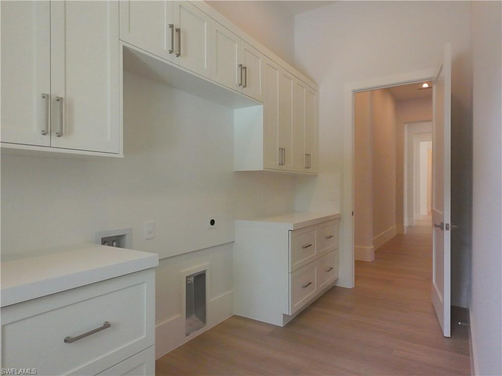LOGAN WOODS - Residential