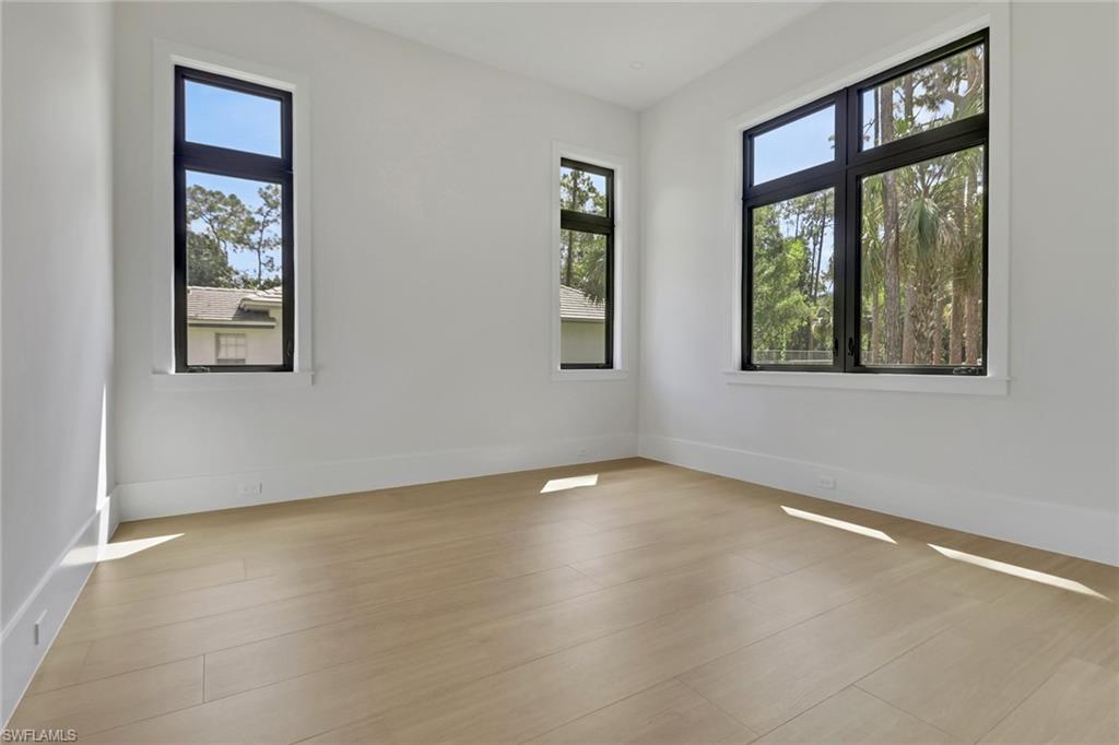 LOGAN WOODS - Residential