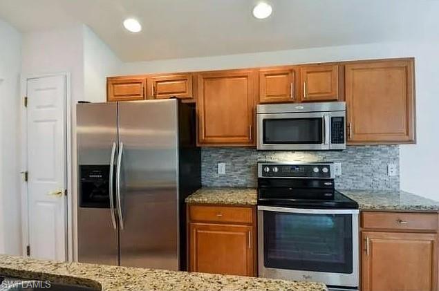 HIDDEN COVE - Residential Lease