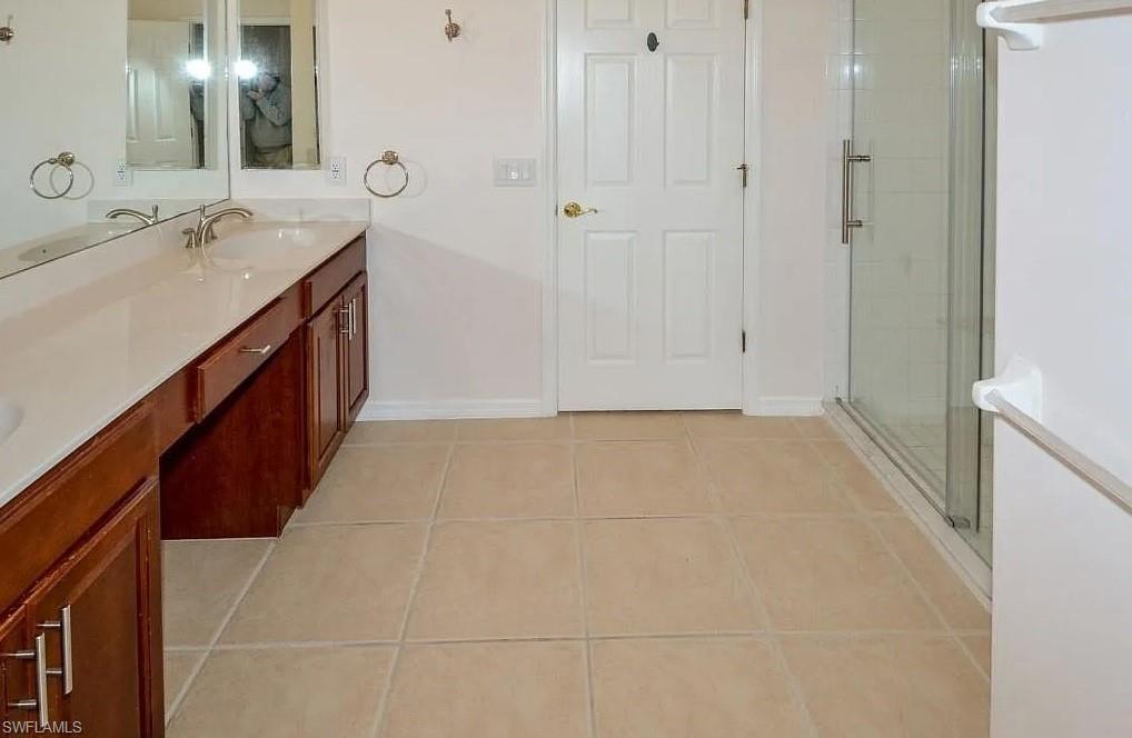 HIDDEN COVE - Residential Lease