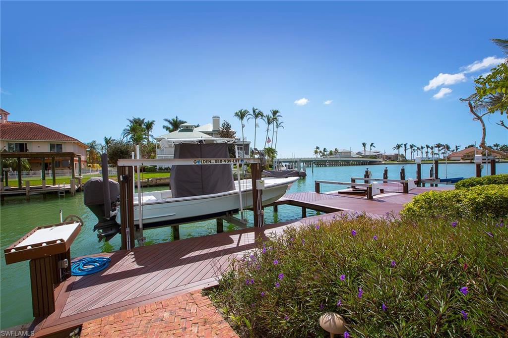 ESTATES - Residential