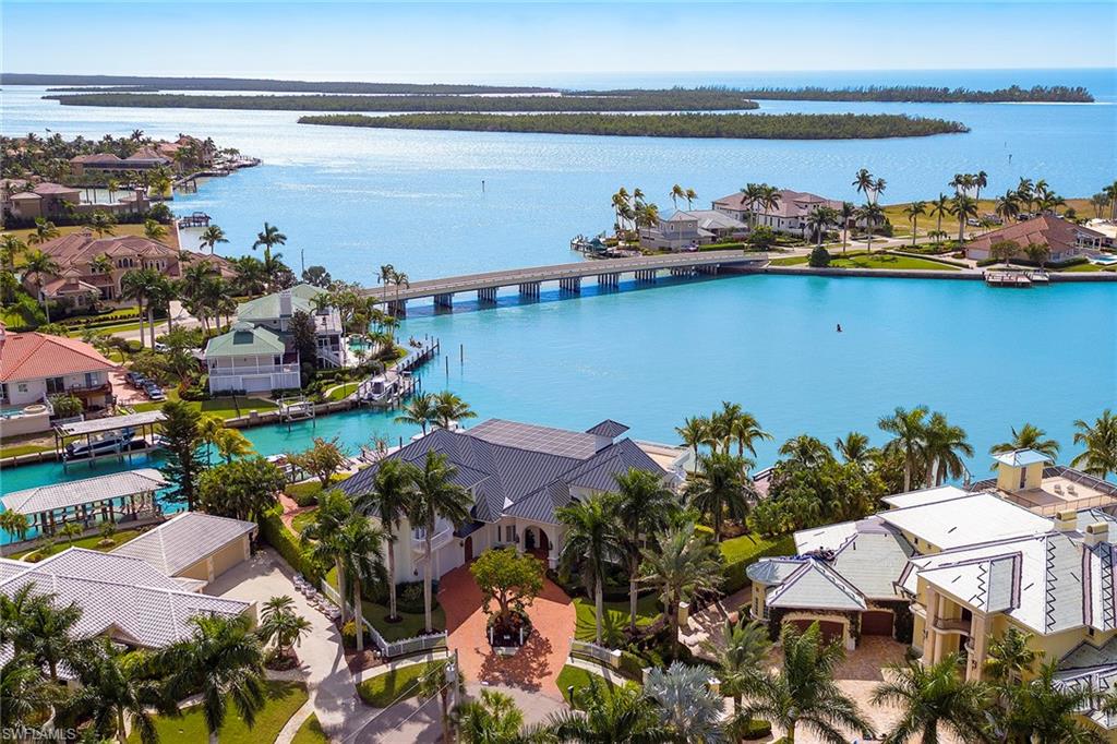 ESTATES - Residential