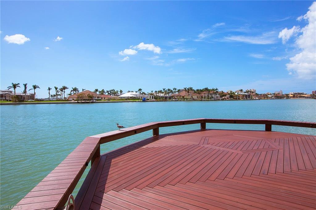 ESTATES - Residential