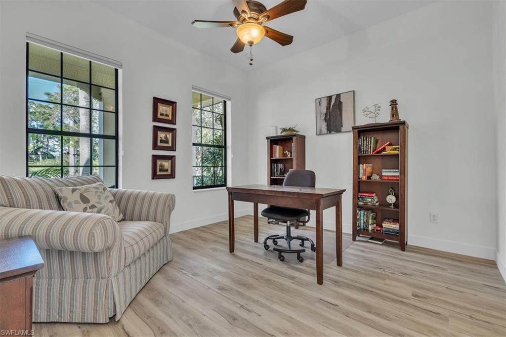 COUNTRY CLUB - Residential