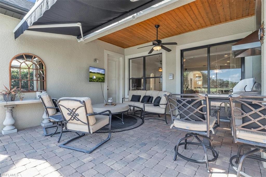 COUNTRY CLUB - Residential