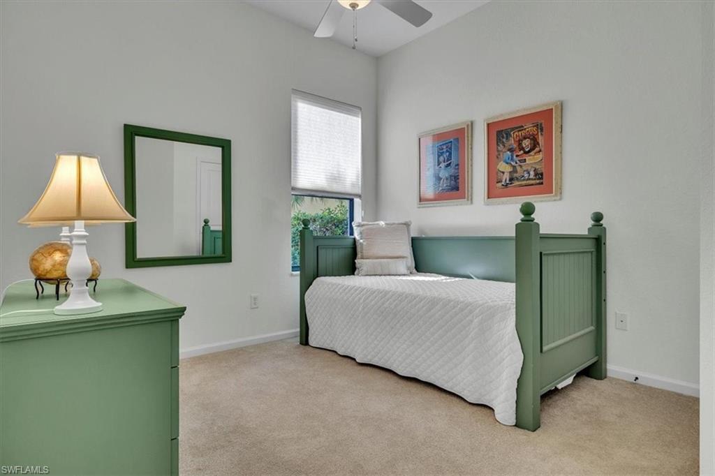 COUNTRY CLUB - Residential