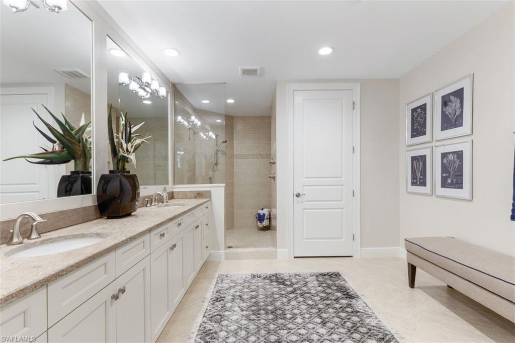 VIANSA - Residential Lease