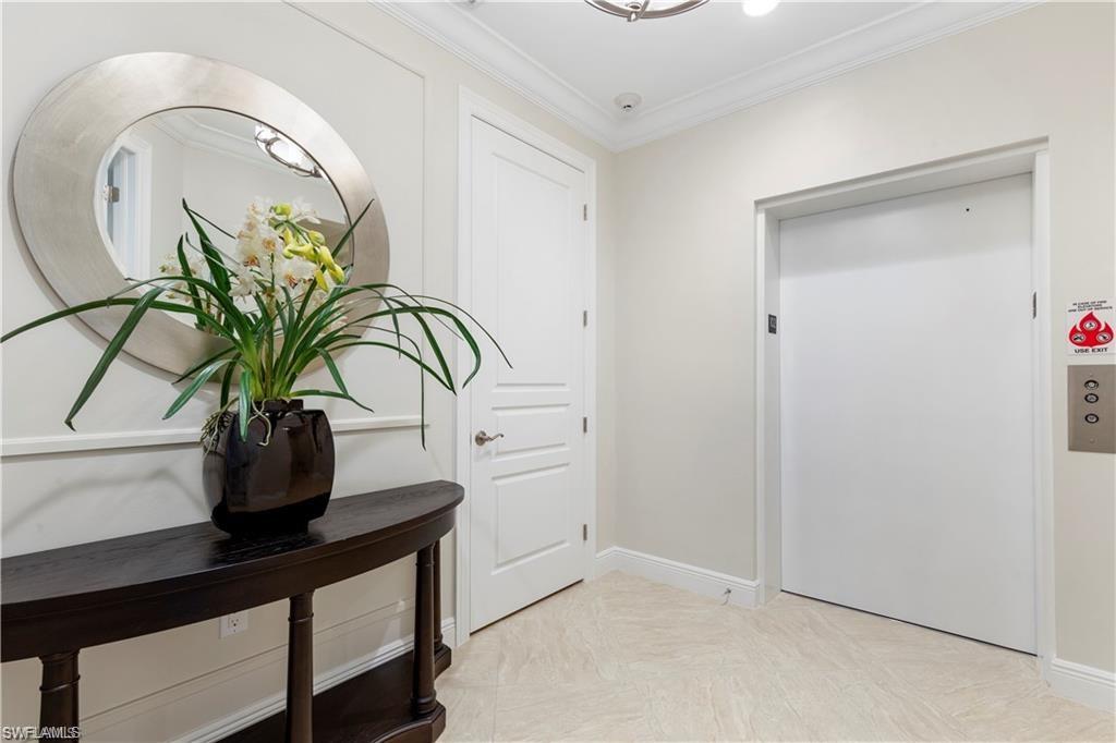 VIANSA - Residential Lease