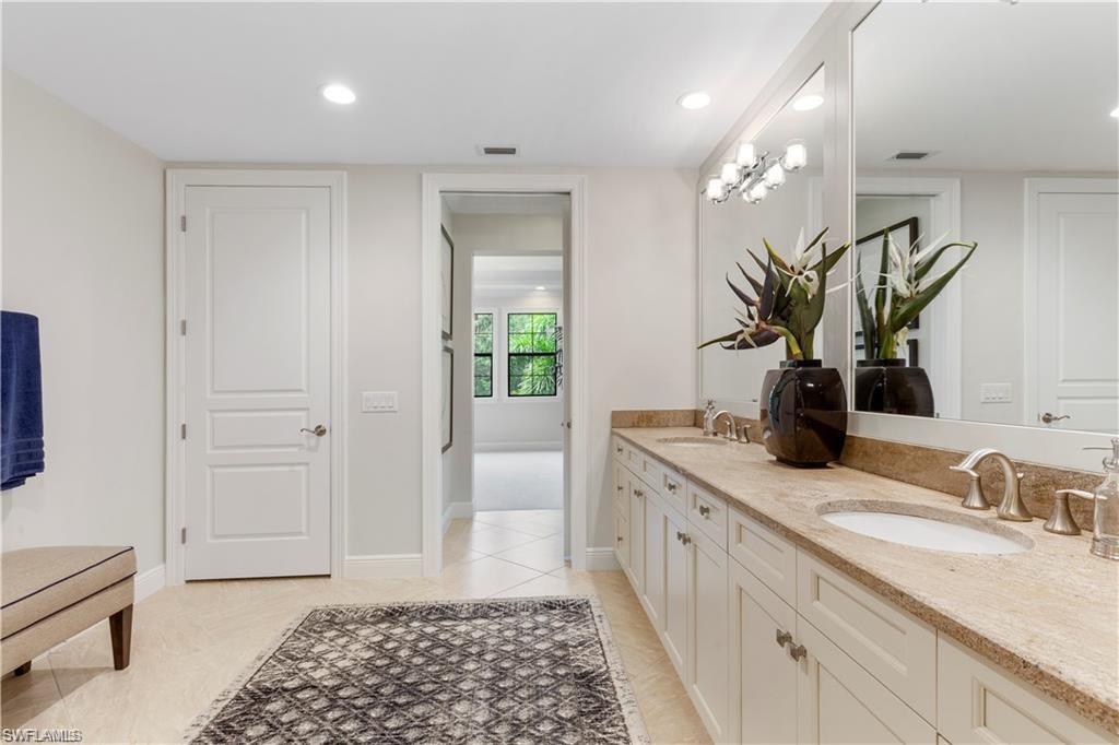 VIANSA - Residential Lease