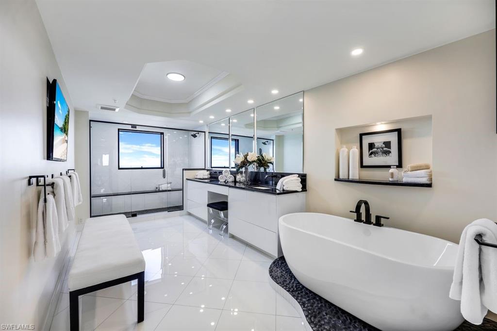 BILTMORE AT BAY COLONY - Residential