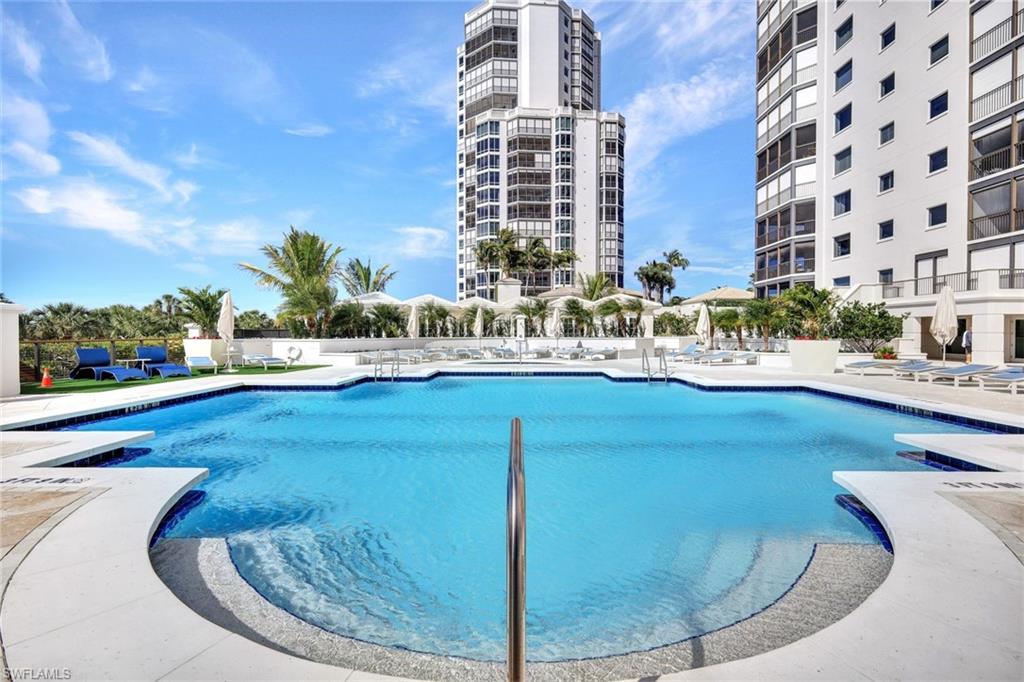 BILTMORE AT BAY COLONY - Residential