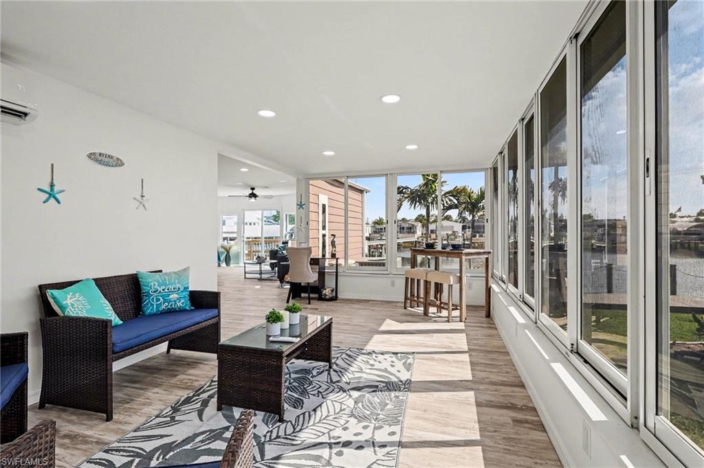 BAYSIDE ESTATES - Residential