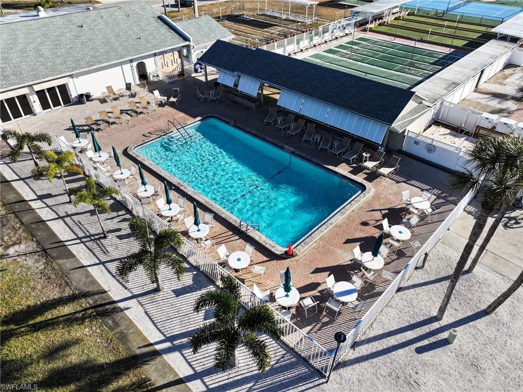 BAYSIDE ESTATES - Residential