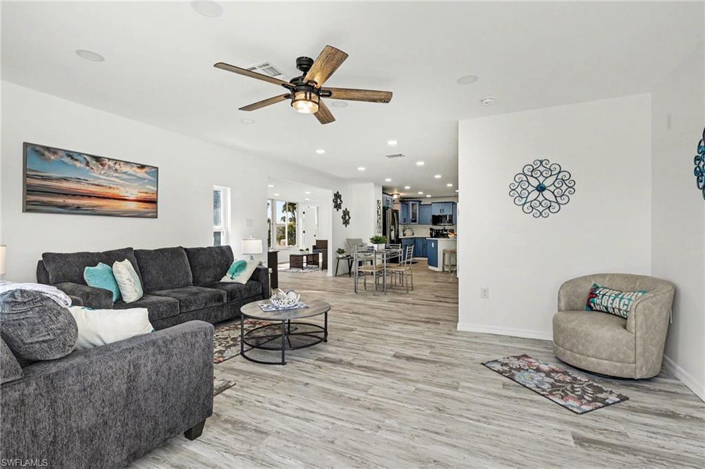 BAYSIDE ESTATES - Residential