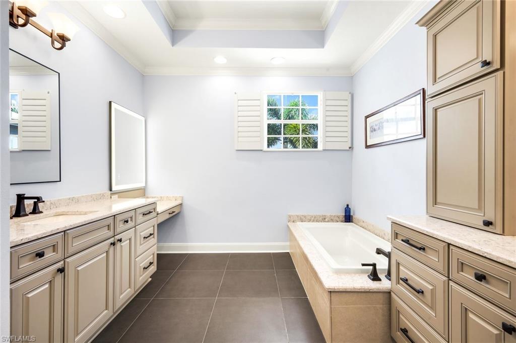 OAK HAMMOCK - Residential