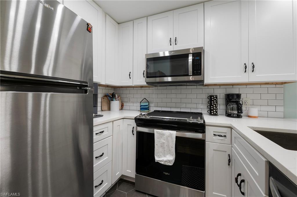 MARBELLA AT WORLD TENNIS CENTER - Residential