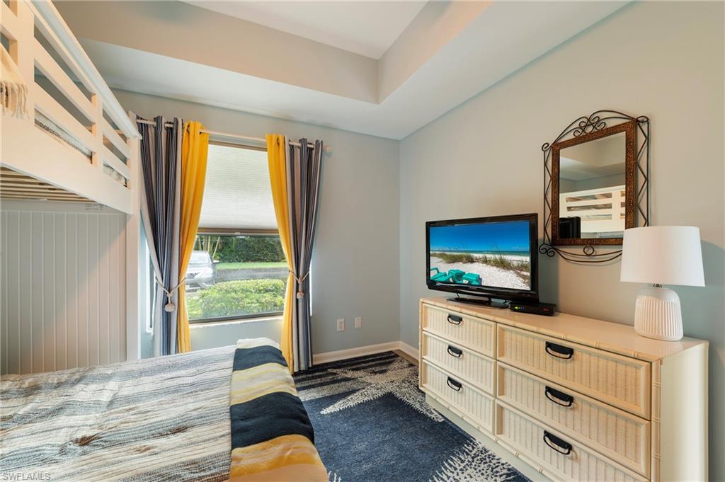 MARBELLA AT WORLD TENNIS CENTER - Residential