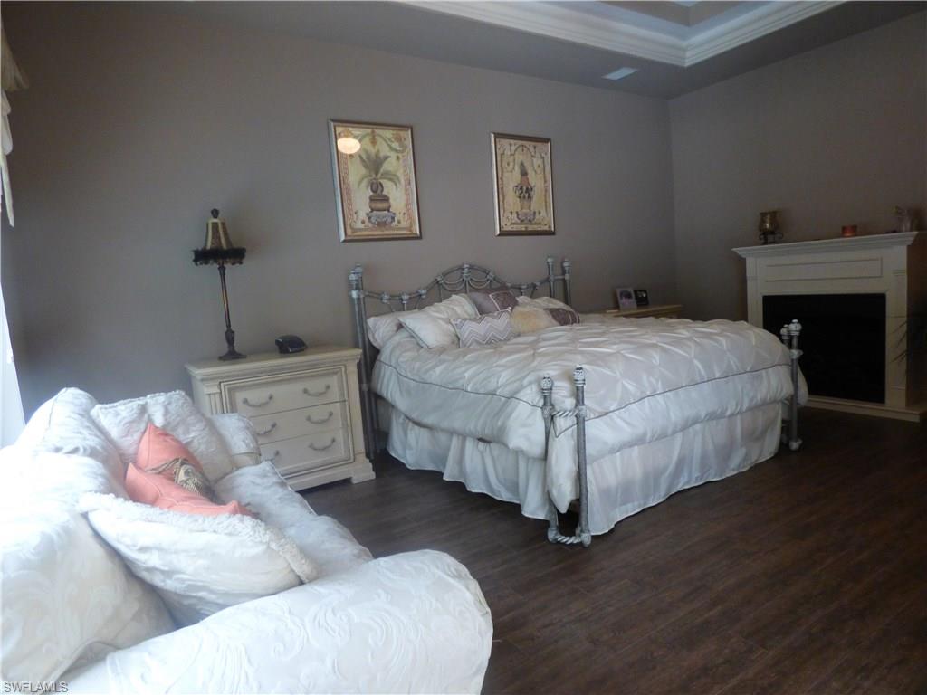 MAHOGANY ISLE - Residential