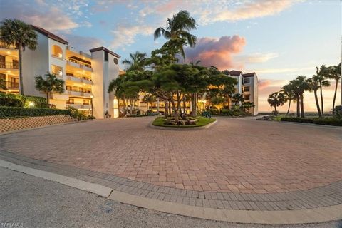 Photo of 534 La Peninsula BLVD #534, NAPLES, FL 34113 (MLS # 224092299)