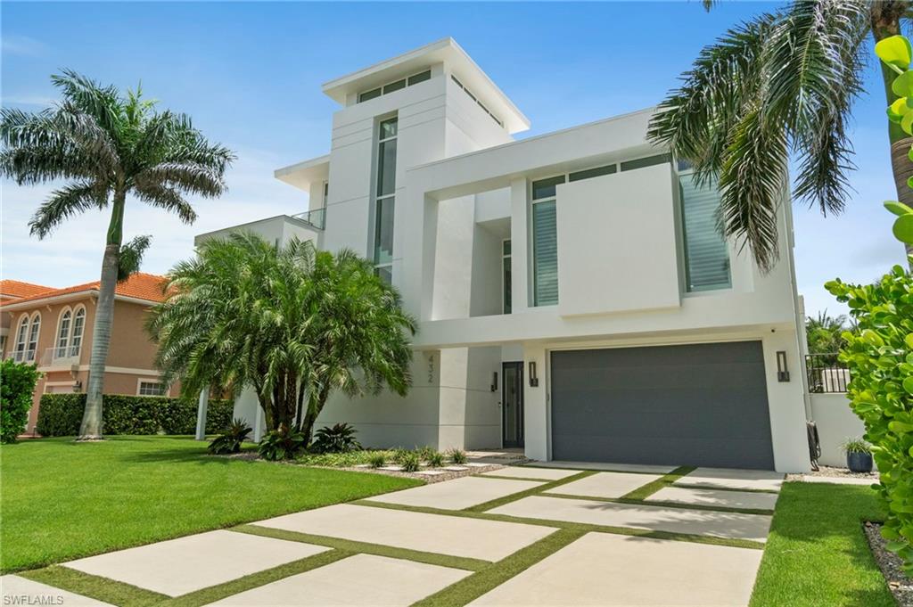 432 Bayside AVE