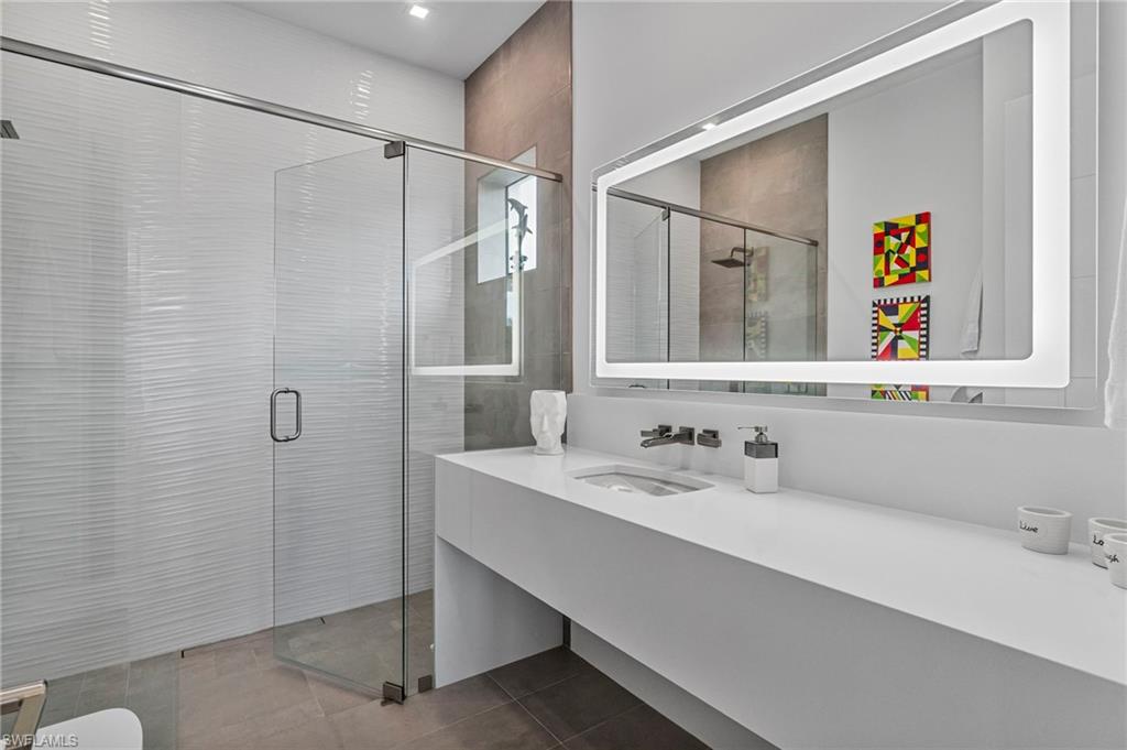 CONNERS - Residential