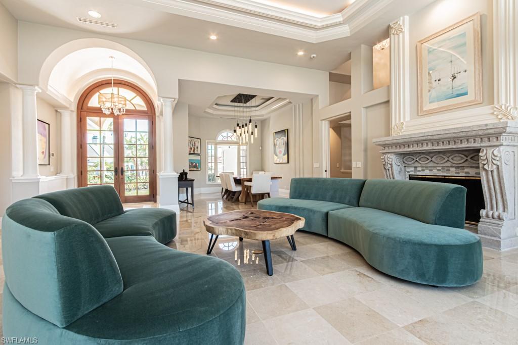 QUAIL WEST - Residential