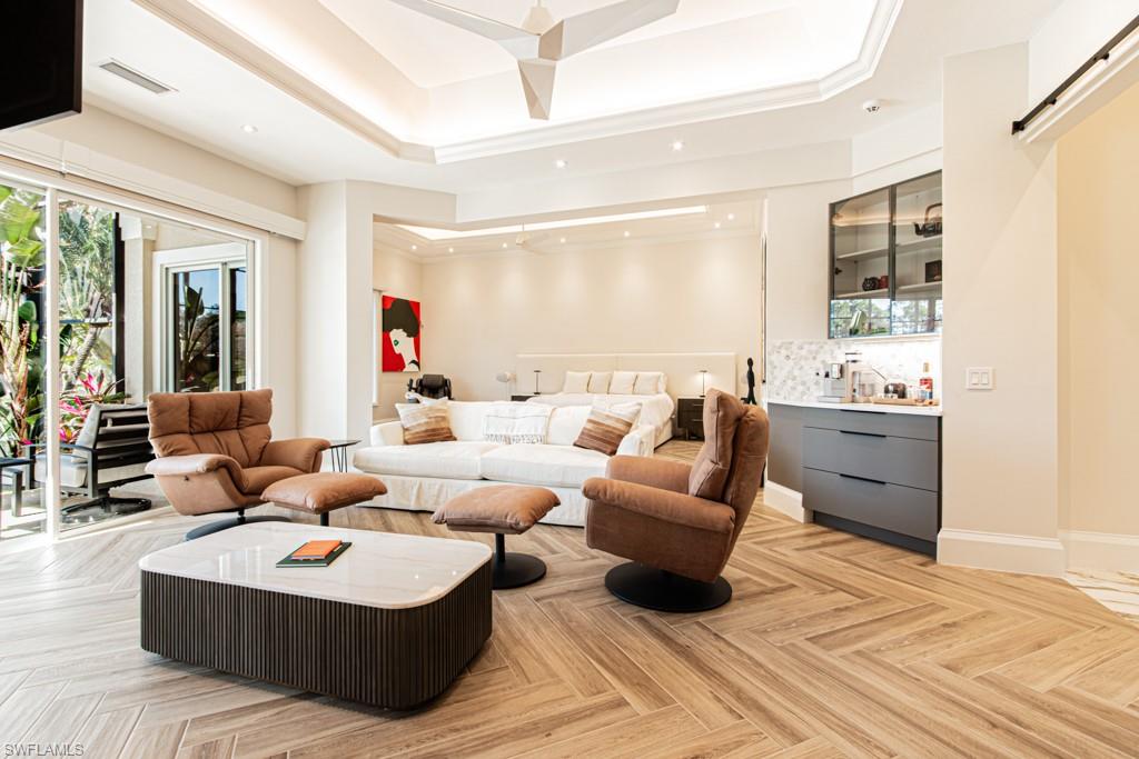 QUAIL WEST - Residential