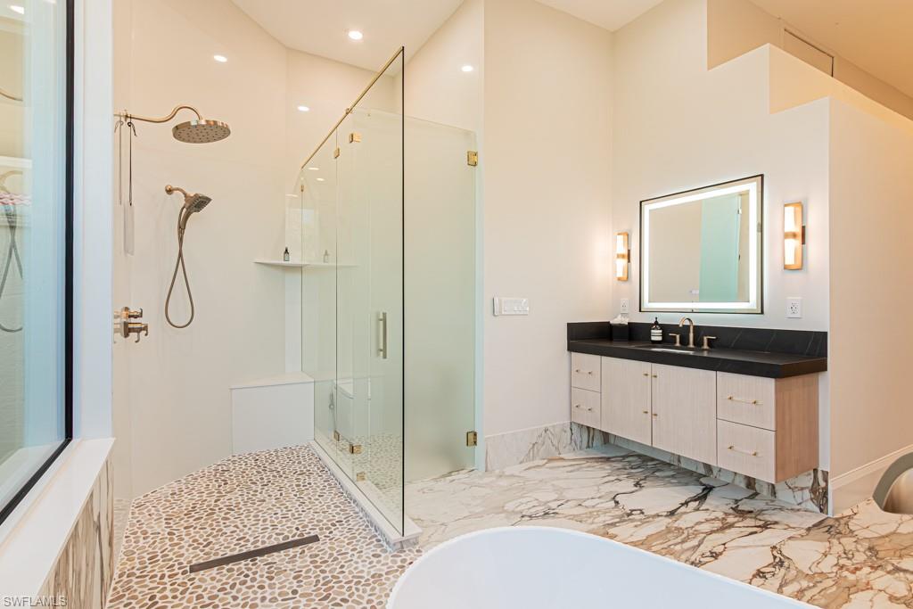 QUAIL WEST - Residential