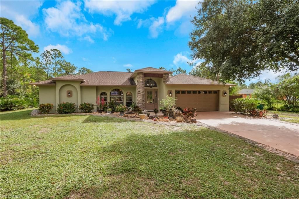 Photo of 5160 44th ST NE, NAPLES, FL 34120 (MLS # 225077735)