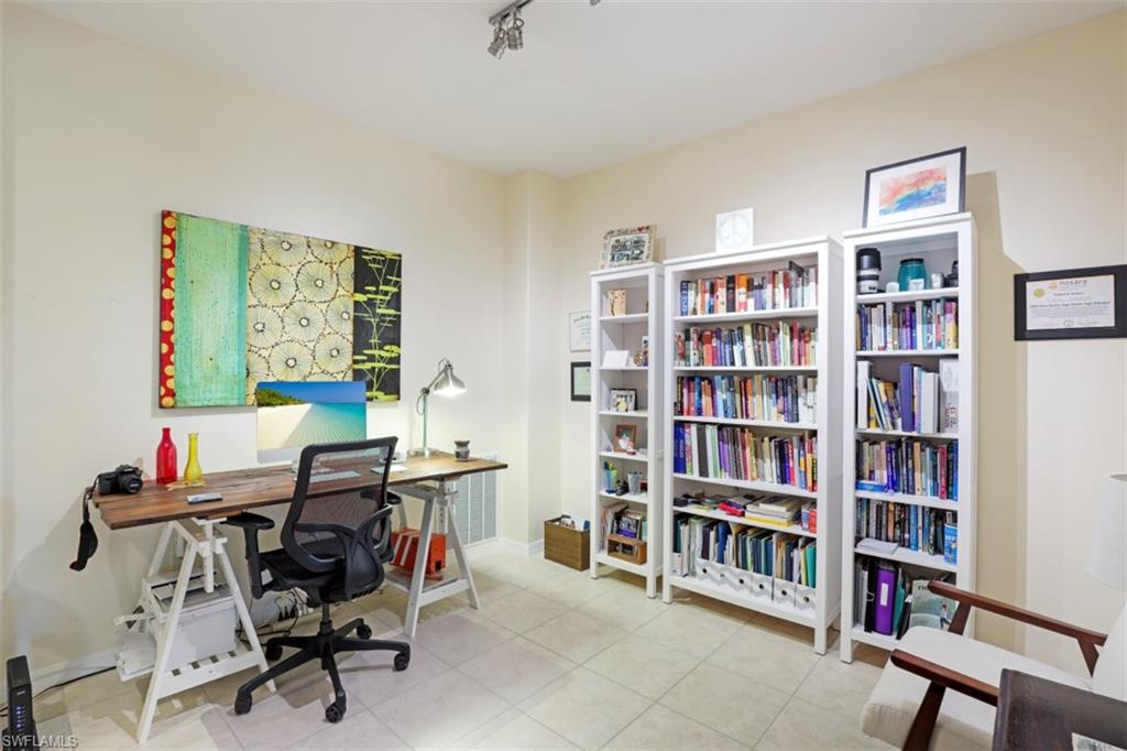 LAKE ARROWHEAD - Residential