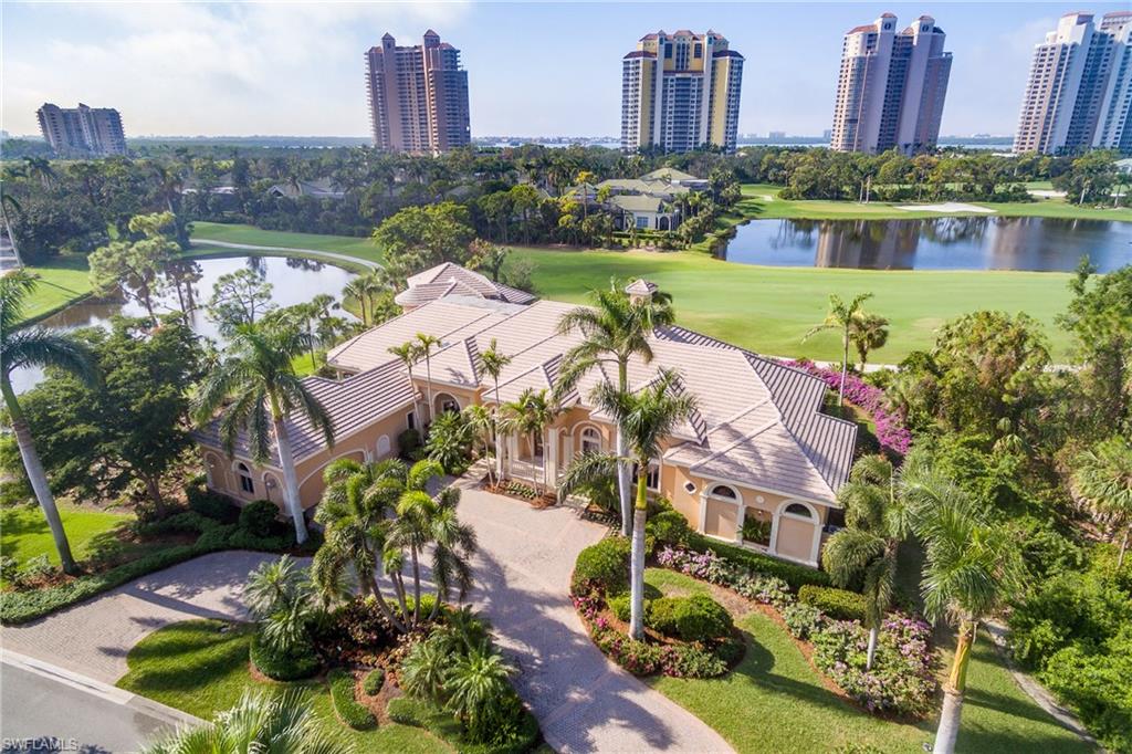 BAY WOODS - Residential