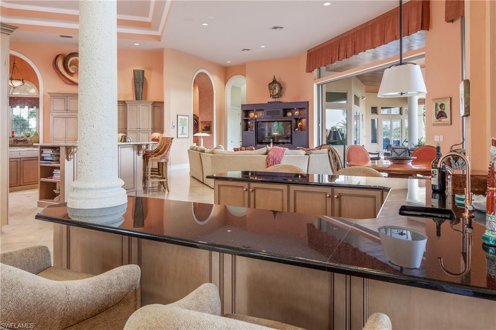 BAY WOODS - Residential