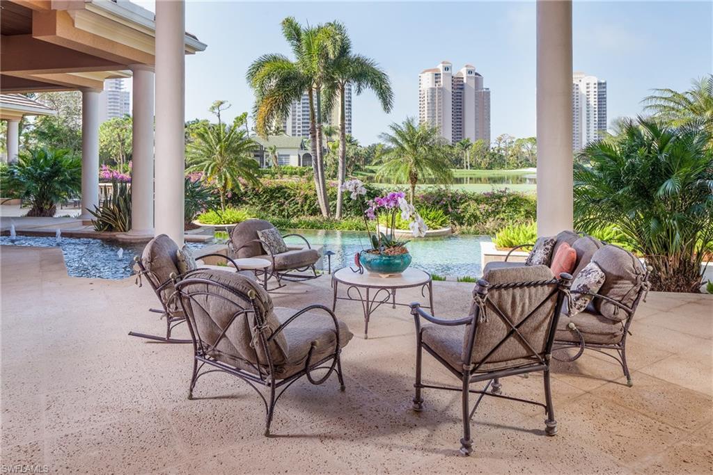 BAY WOODS - Residential