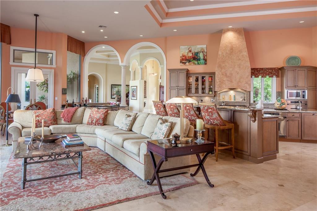 BAY WOODS - Residential