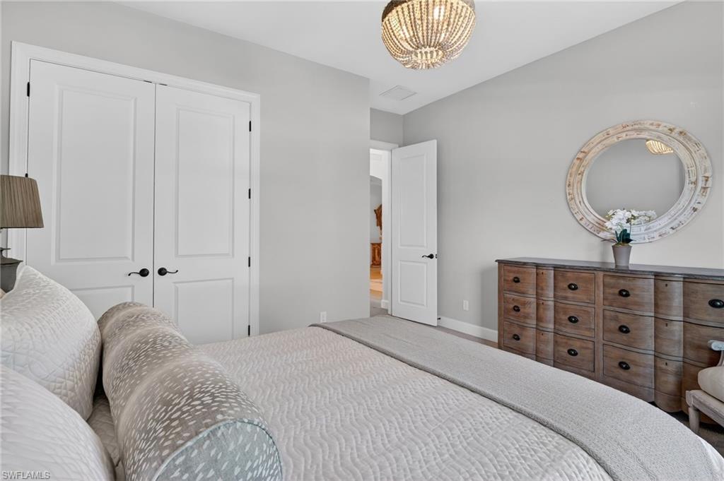 ESPLANADE - Residential