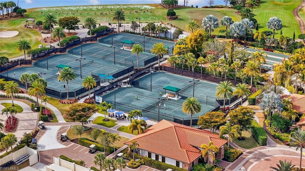 ESPLANADE - Residential