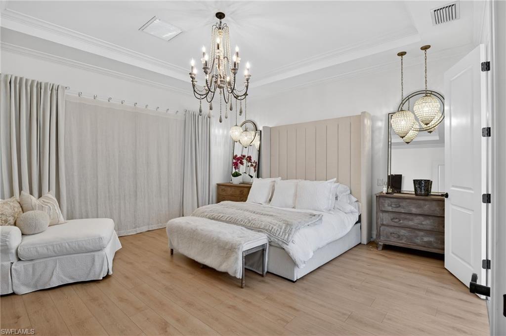 ESPLANADE - Residential