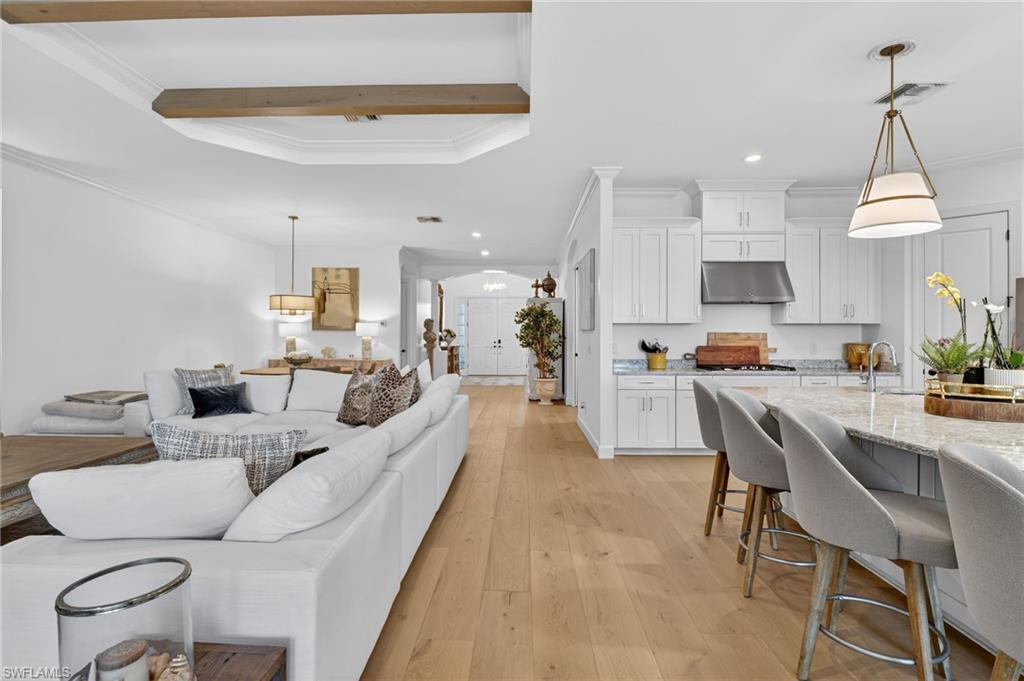 ESPLANADE - Residential