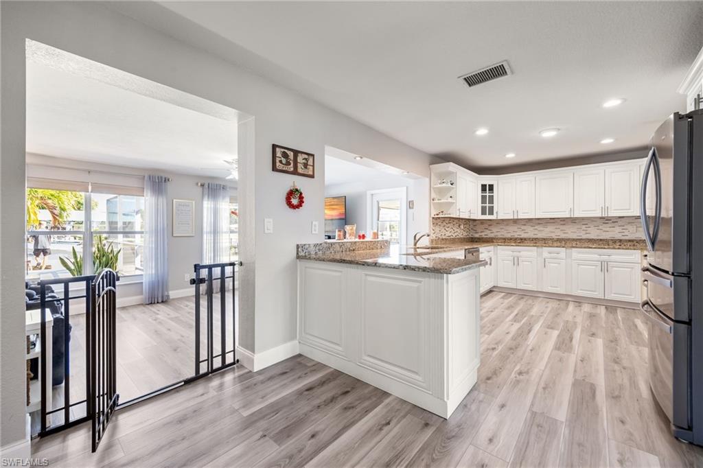 YACHT CLUB - Residential