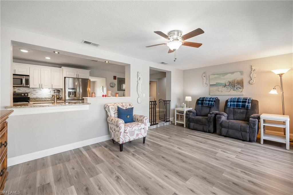 YACHT CLUB - Residential