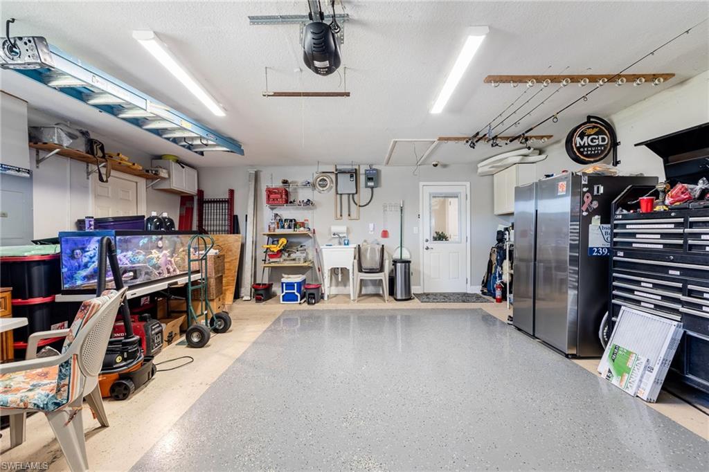 YACHT CLUB - Residential