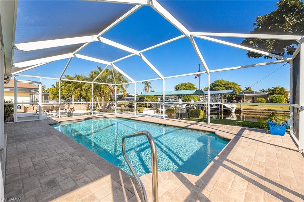 YACHT CLUB - Residential