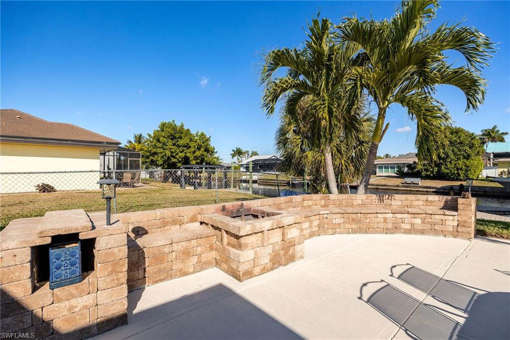 YACHT CLUB - Residential