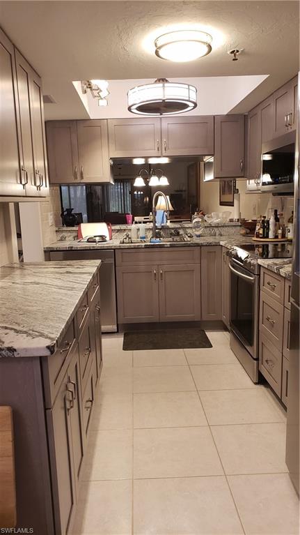 INDIAN CREEK GOLF VILLAS - Residential