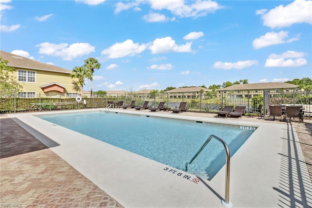 THE VISTAS - Residential