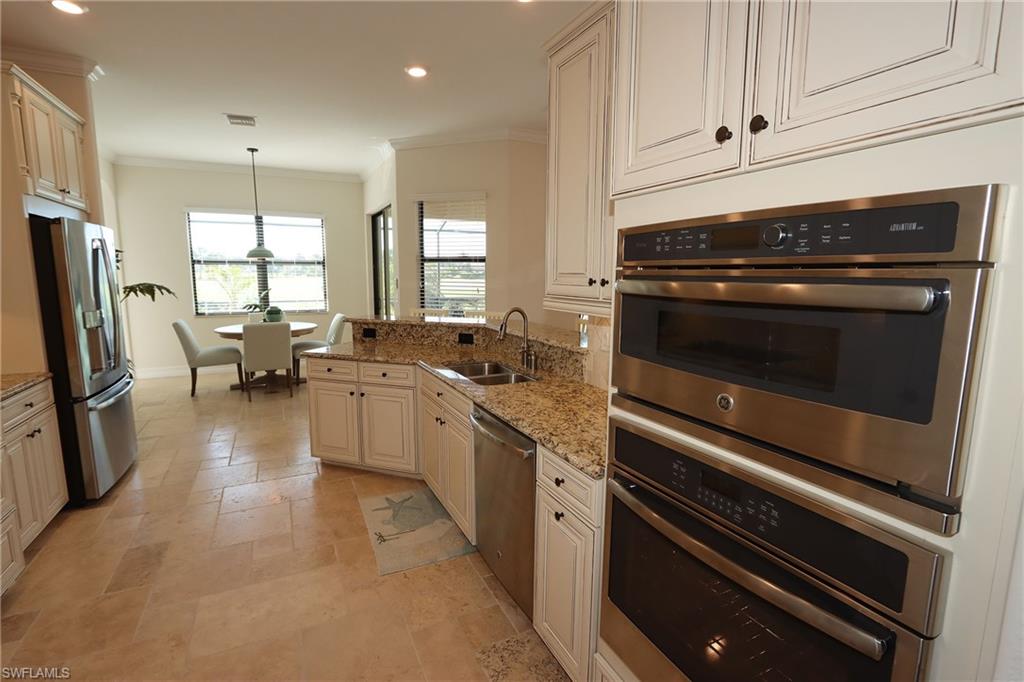 BONITA NATIONAL GOLF AND COUNTRY CLUB - Residential Lease