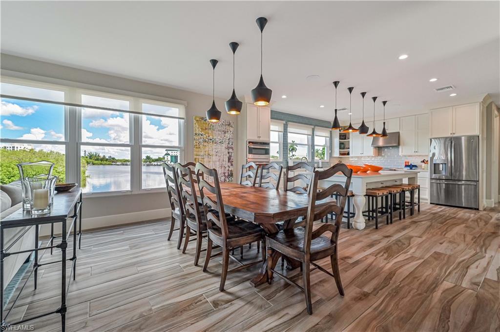 LITTLE HICKORY SHORES - Residential